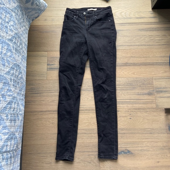 Levi’s Black Jeans - Picture 3 of 3